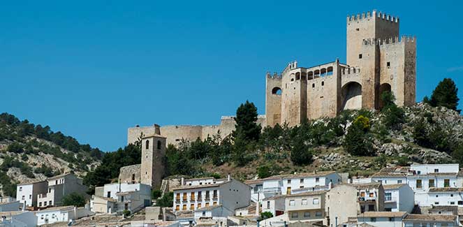 Castillo de los Vélez, Iglesia de La Magdalena y el barrio de la morería © Paco Bonilla